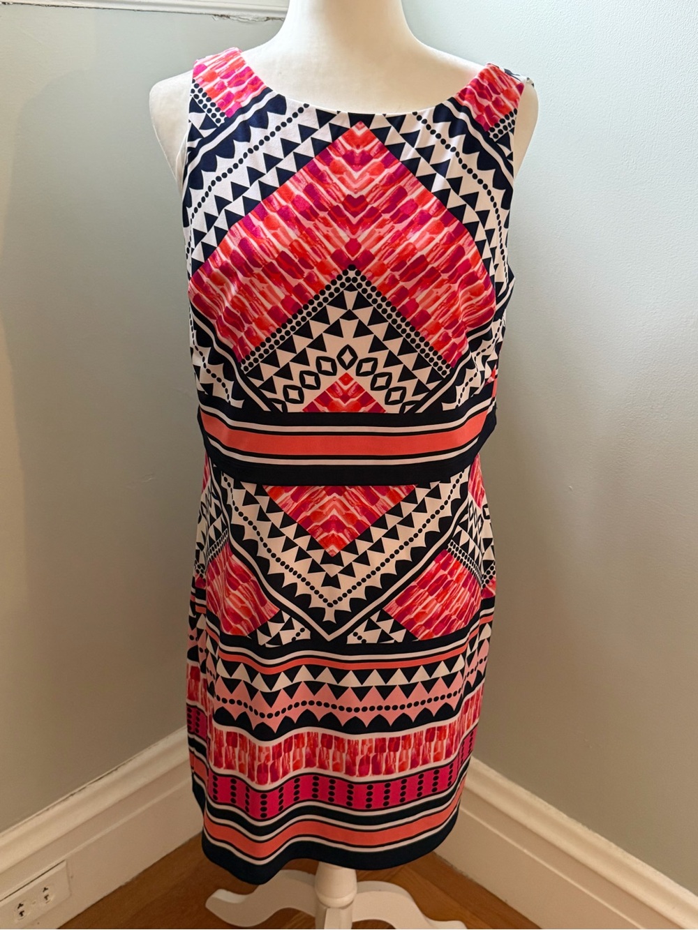 Vince Camuto Sleeveless Geometric Print Sheath Dress Pink Navy Size 10